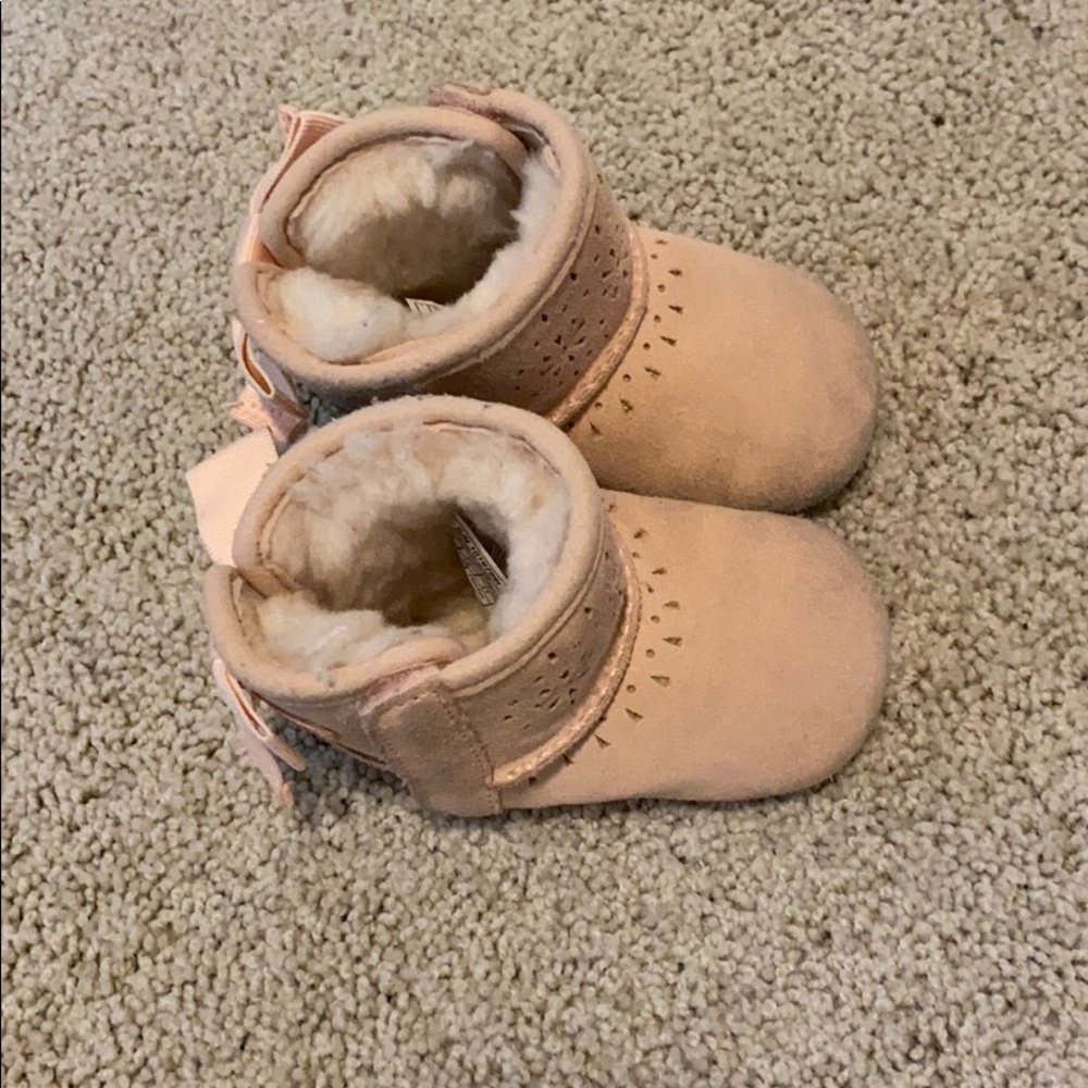 Infant ugg
